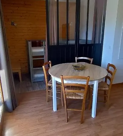 Hameau 8 203 & Piscine Studio 4 Pers