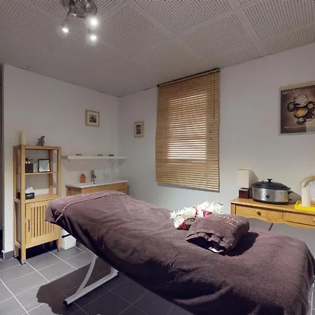 Hameau 8 203 & Piscine Studio 4 Pers